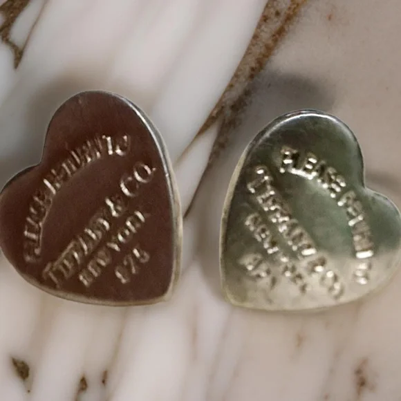 Tiffany & Co. Return To Tiffany Mini Heart Earrings - Picture 3 of 4